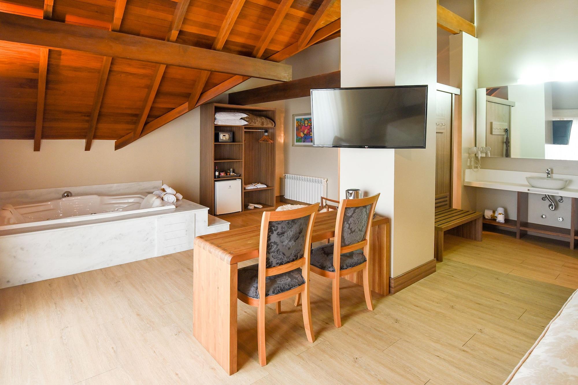 Hotel Refugio Da Montanha Грамаду Экстерьер фото