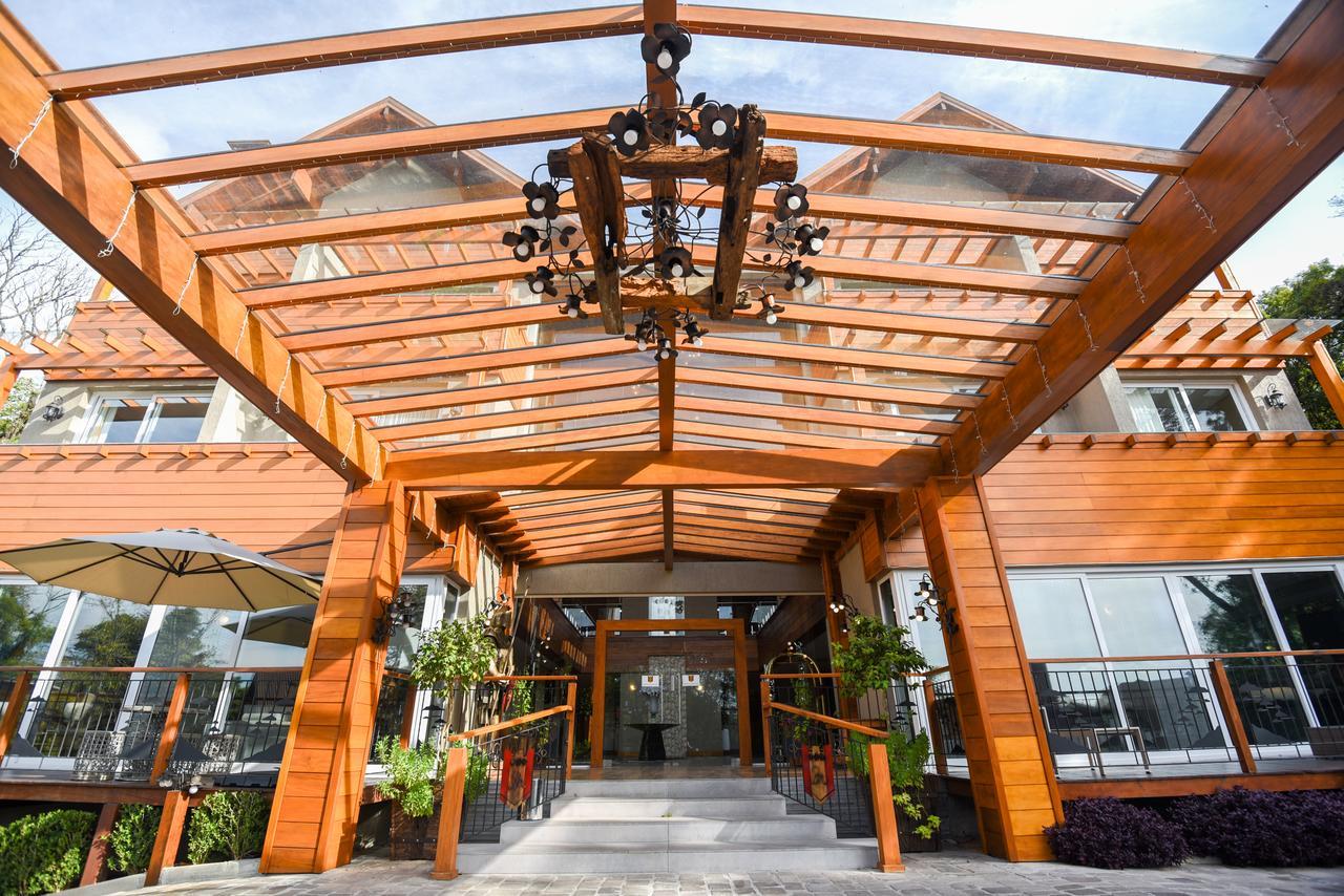 Hotel Refugio Da Montanha Грамаду Экстерьер фото